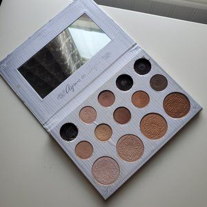 Carli Bybel Eyeshadow Palette